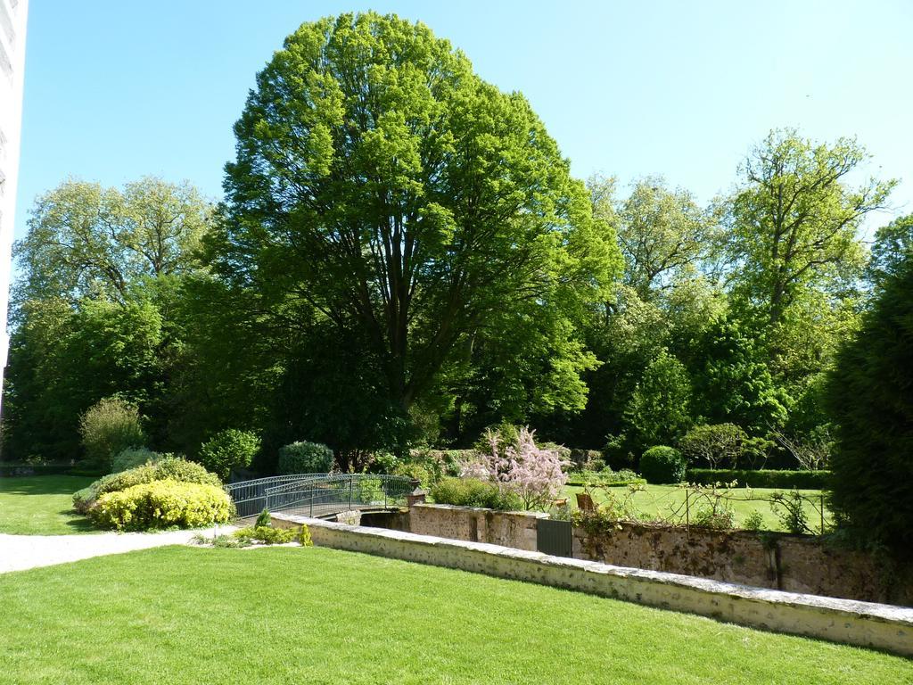 Le Clos Saint Nicolas Château-Renard Esterno foto