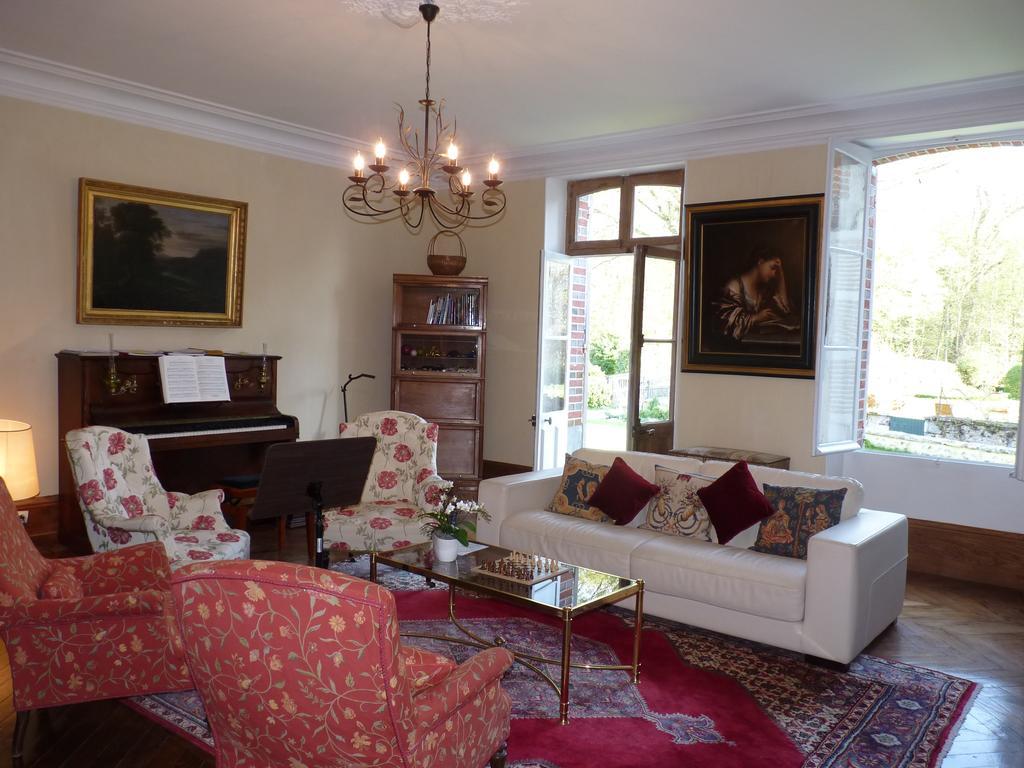 Le Clos Saint Nicolas Château-Renard Esterno foto