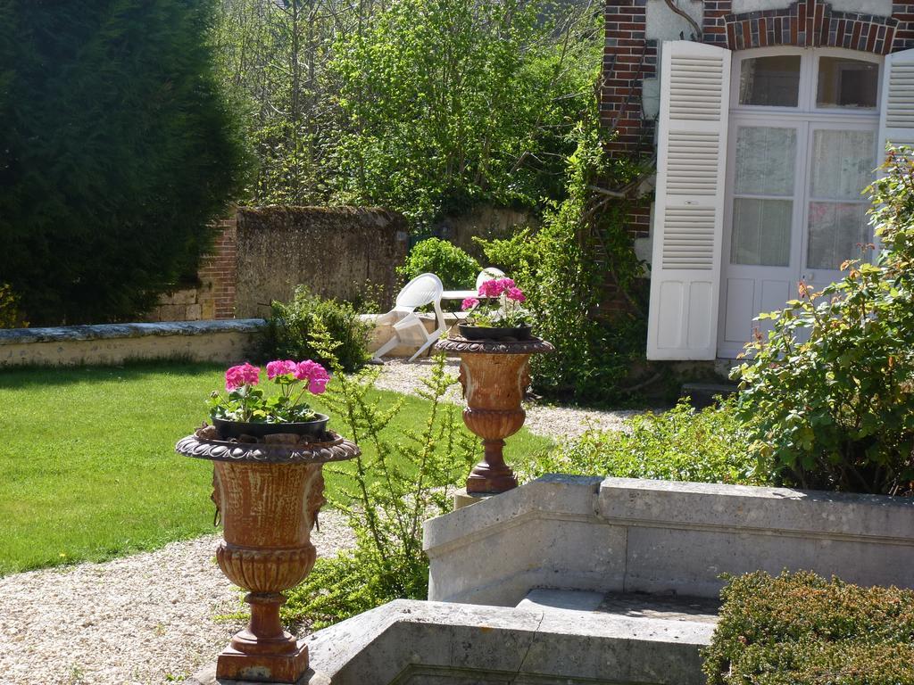 Le Clos Saint Nicolas Château-Renard Esterno foto